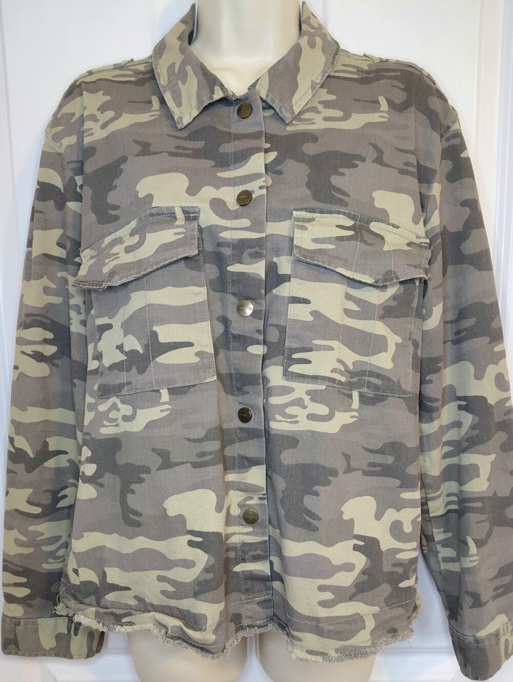 Anthropologie Sanctuary Camo Snap-Front Utility Jacket Raw Frayed Hem Size L